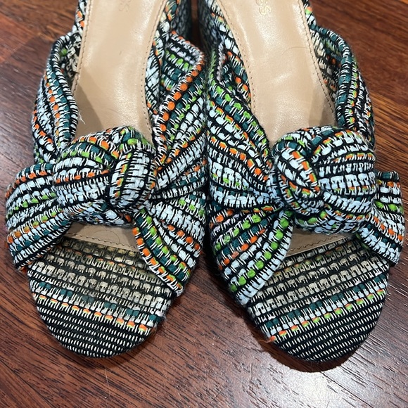 Express Knotted Fabric Slip-On Block Heel Sandals (6) - Picture 2 of 6